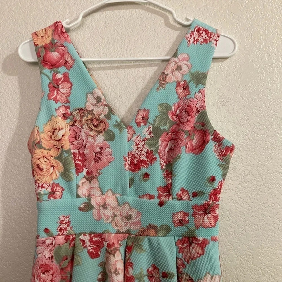 Light Blue and Pink/Coral Floral Haute Monde Spring Dress - Picture 2 of 7